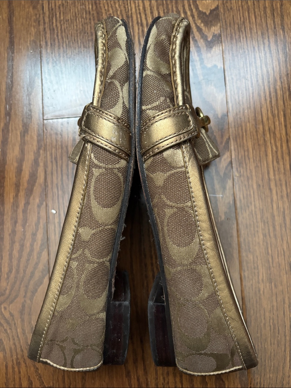 Coach Brown Signature Canvas Loafers with Gold Chain Trim - Picture 4 of 8